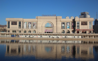 百盛怎么样_百盛购物中心值得去吗