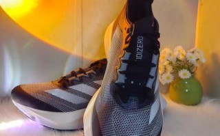 阿迪达斯跑鞋怎么样_阿迪达斯跑鞋适合什么脚型