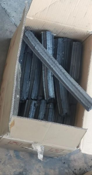 木炭价格多少钱一吨_木炭和机制炭的区别-第2张图片-俊逸知识馆