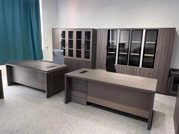 办公家具怎么选_办公桌椅哪个品牌好-第2张图片-俊逸知识馆