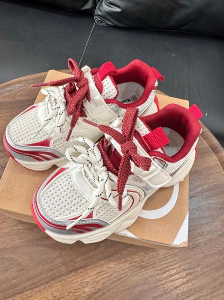 小米鞋子怎么样_小米运动鞋值得买吗-第2张图片-俊逸知识馆