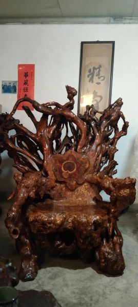 根雕价格一般多少钱_根雕怎么保养不开裂-第2张图片-俊逸知识馆