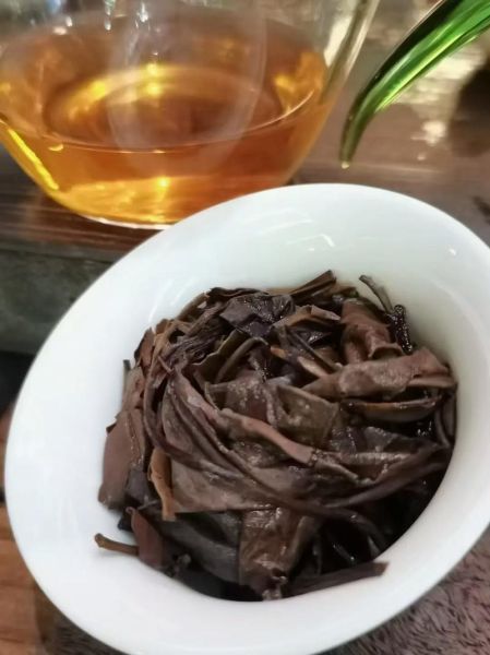 白茶价格多少钱一斤_白茶怎么储存最好-第3张图片-俊逸知识馆 白茶价格多少钱一斤_白茶怎么储存最好-第3张图片-俊逸知识馆