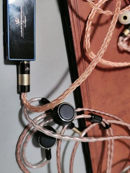 哈曼耳机怎么样_哈曼耳机值得买吗-第1张图片-俊逸知识馆