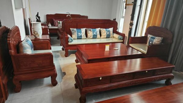 红木家具市场规模有多大_2024年还会涨吗-第1张图片-俊逸知识馆