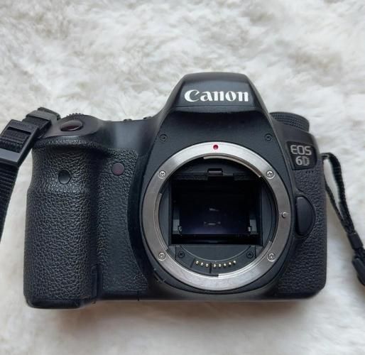 佳能6d2怎么样_佳能6d2值得买吗-第1张图片-俊逸知识馆