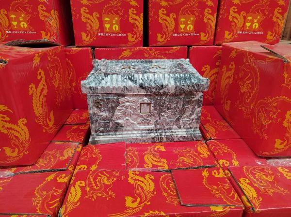 骨灰盒什么材质好_骨灰盒价格一般多少钱-第1张图片-俊逸知识馆