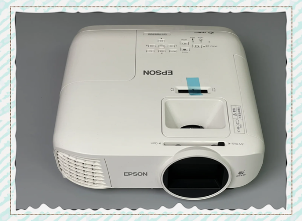 爱普生投影机怎么样_爱普生投影机值得买吗-第1张图片-俊逸知识馆