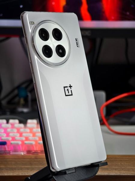 一加手机怎么样_一加手机值得买吗-第3张图片-俊逸知识馆 一加手机怎么样_一加手机值得买吗-第3张图片-俊逸知识馆