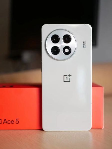 一加5手机怎么样_一加5还值得买吗-第1张图片-俊逸知识馆