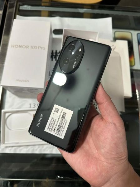 荣耀10手机怎么样_荣耀10值得买吗-第1张图片-俊逸知识馆 荣耀10手机怎么样_荣耀10值得买吗-第1张图片-俊逸知识馆