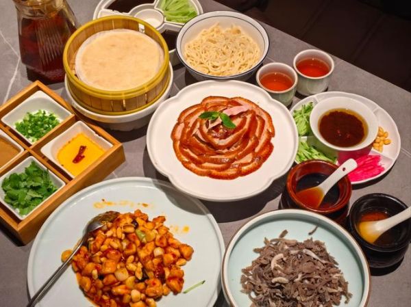 北京特色菜有哪些_北京特色菜推荐-第1张图片-俊逸知识馆