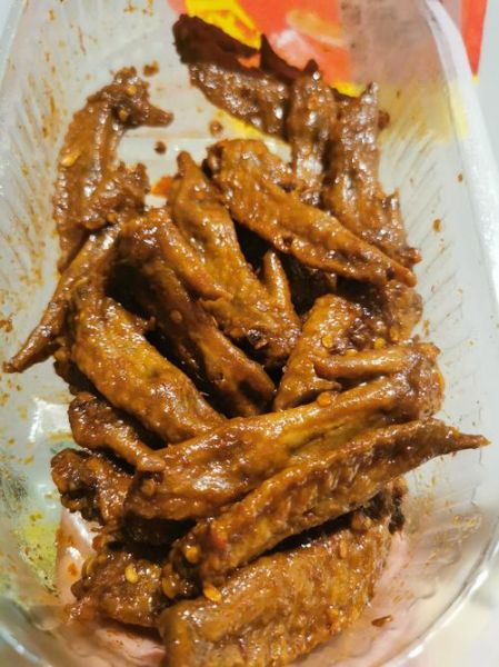 周黑鸭味道怎么样_周黑鸭好吃吗-第3张图片-俊逸知识馆