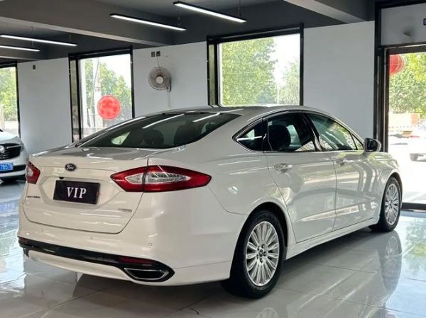 13款蒙迪欧怎么样_值得买吗-第3张图片-俊逸知识馆 13款蒙迪欧怎么样_值得买吗-第3张图片-俊逸知识馆