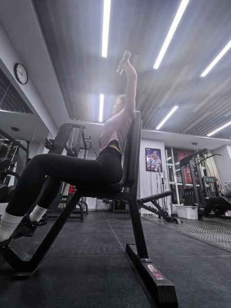 北京健身房哪家好_北京健身私教多少钱-第3张图片-俊逸知识馆 北京健身房哪家好_北京健身私教多少钱-第3张图片-俊逸知识馆