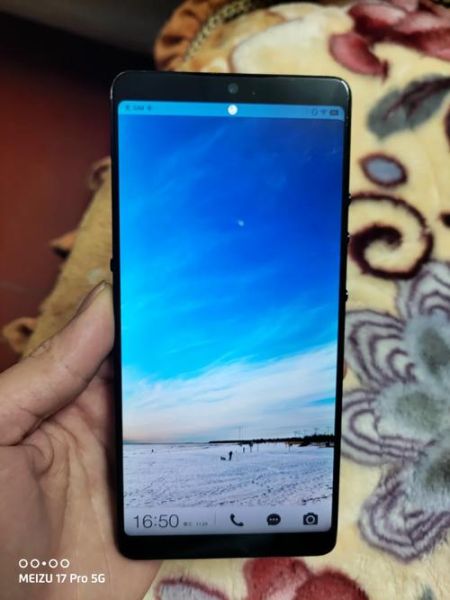 坚果手机怎么样_值得买吗-第3张图片-俊逸知识馆 坚果手机怎么样_值得买吗-第3张图片-俊逸知识馆