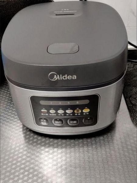 美的电饭锅怎么样_美的电饭锅哪款好用-第1张图片-俊逸知识馆