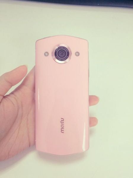 美图m6s值得买吗_美图m6s拍照效果好吗-第3张图片-俊逸知识馆 美图m6s值得买吗_美图m6s拍照效果好吗-第3张图片-俊逸知识馆