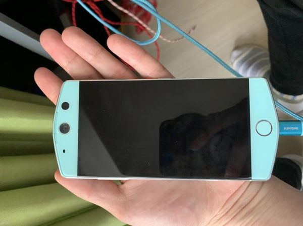 美图m6s值得买吗_美图m6s拍照效果好吗-第1张图片-俊逸知识馆 美图m6s值得买吗_美图m6s拍照效果好吗-第1张图片-俊逸知识馆